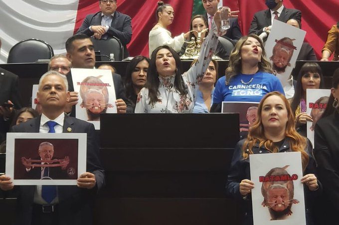 [VIDEO] Diputados dedican canción “rata de dos patas” a AMLO