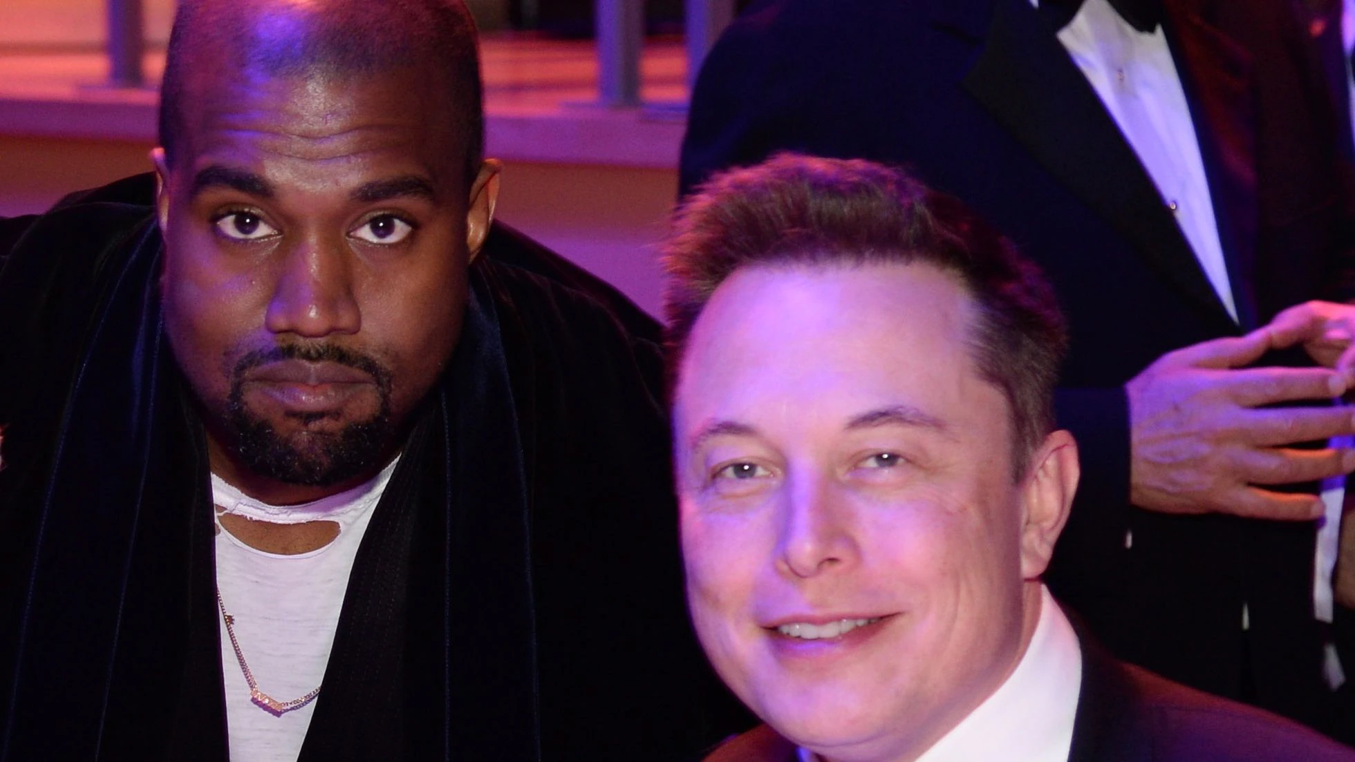 Kanye West vetado de twitter nuevamente por admiración a Hittler