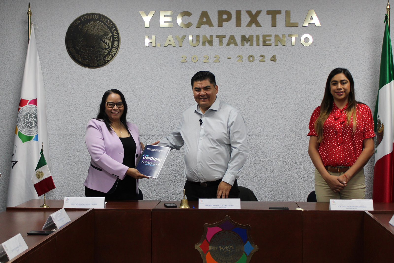 Entrega alcalde de Yecapixtla su primer informe de gobierno