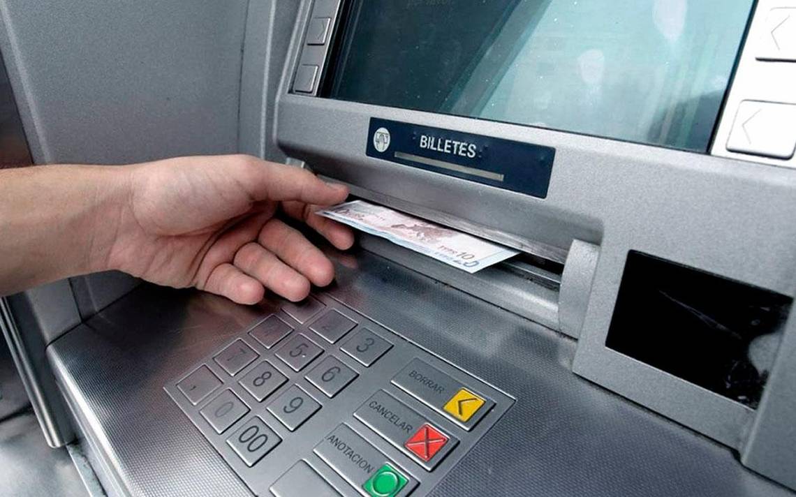 Bancos de México que ya no cobrarán comisión por consulta de saldo o retiro en cajeros