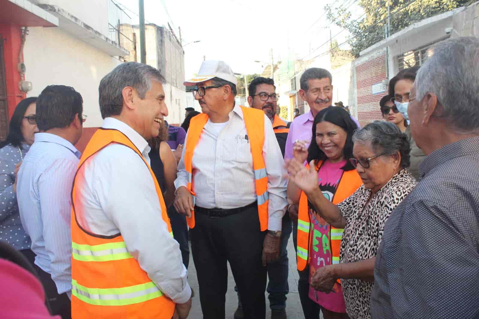 Vecinos agradecen entrega de obra en colonia Lotes Alegría