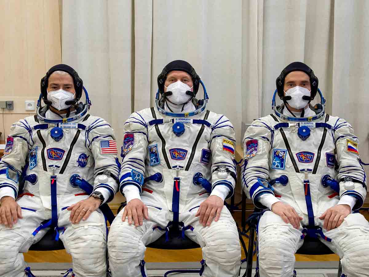 NASA planea pedir ayuda a SpaceX por astronautas varados en el espacio
