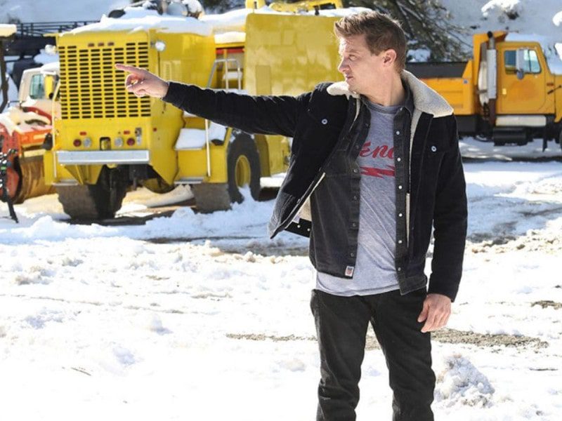 Jeremy Renner fue sometido a dos cirugías tras ser atropellado por su máquina quitanieve