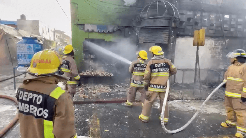 Destinarán recursos para rehabilitar el mercado de Cuautla tras incendio