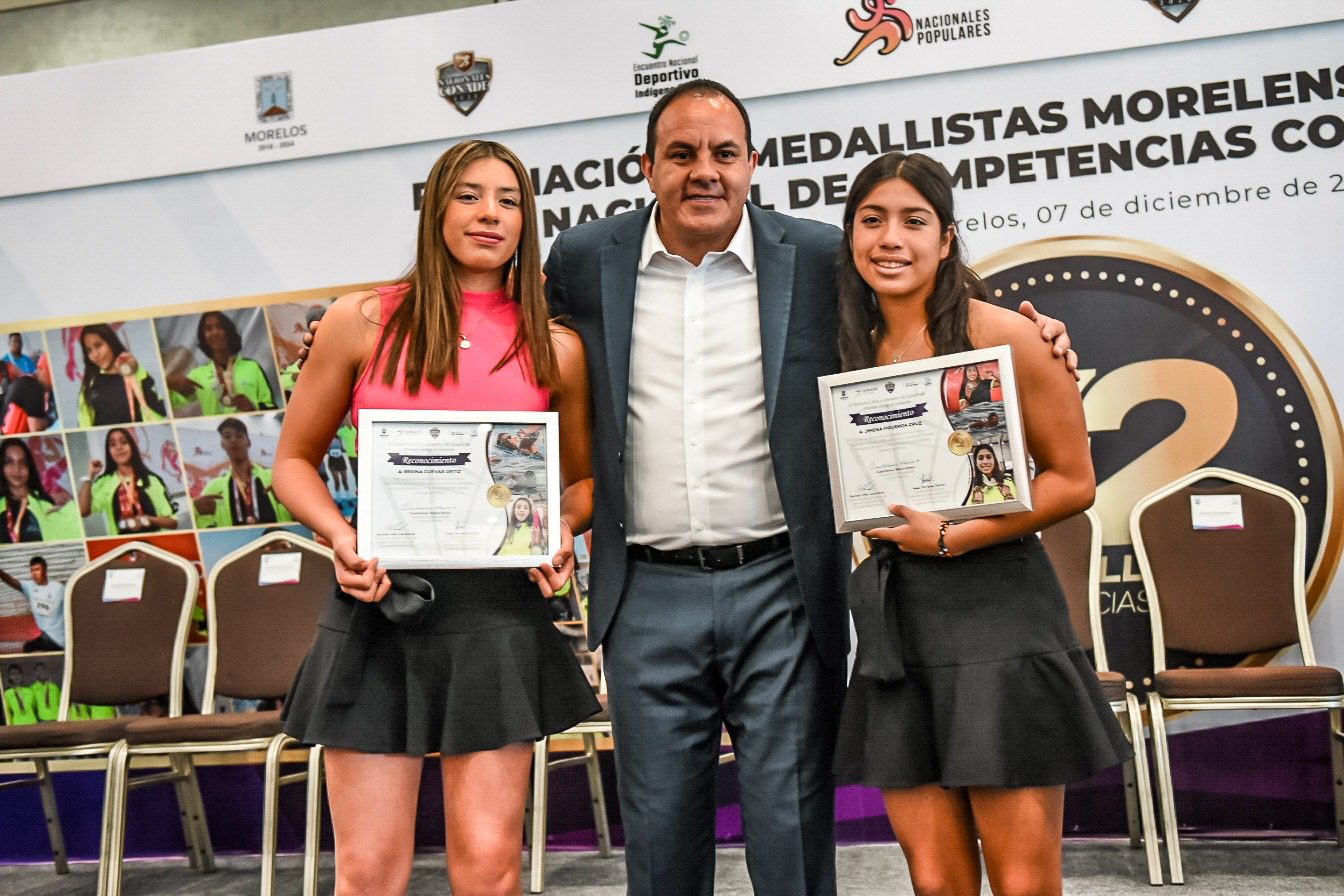 Nadadora morelense reconoce apoyo de Cuauhtémoc Blanco al deporte