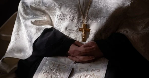 Sacerdote es vinculado a proceso por abuso s3xu4l en Hidalgo