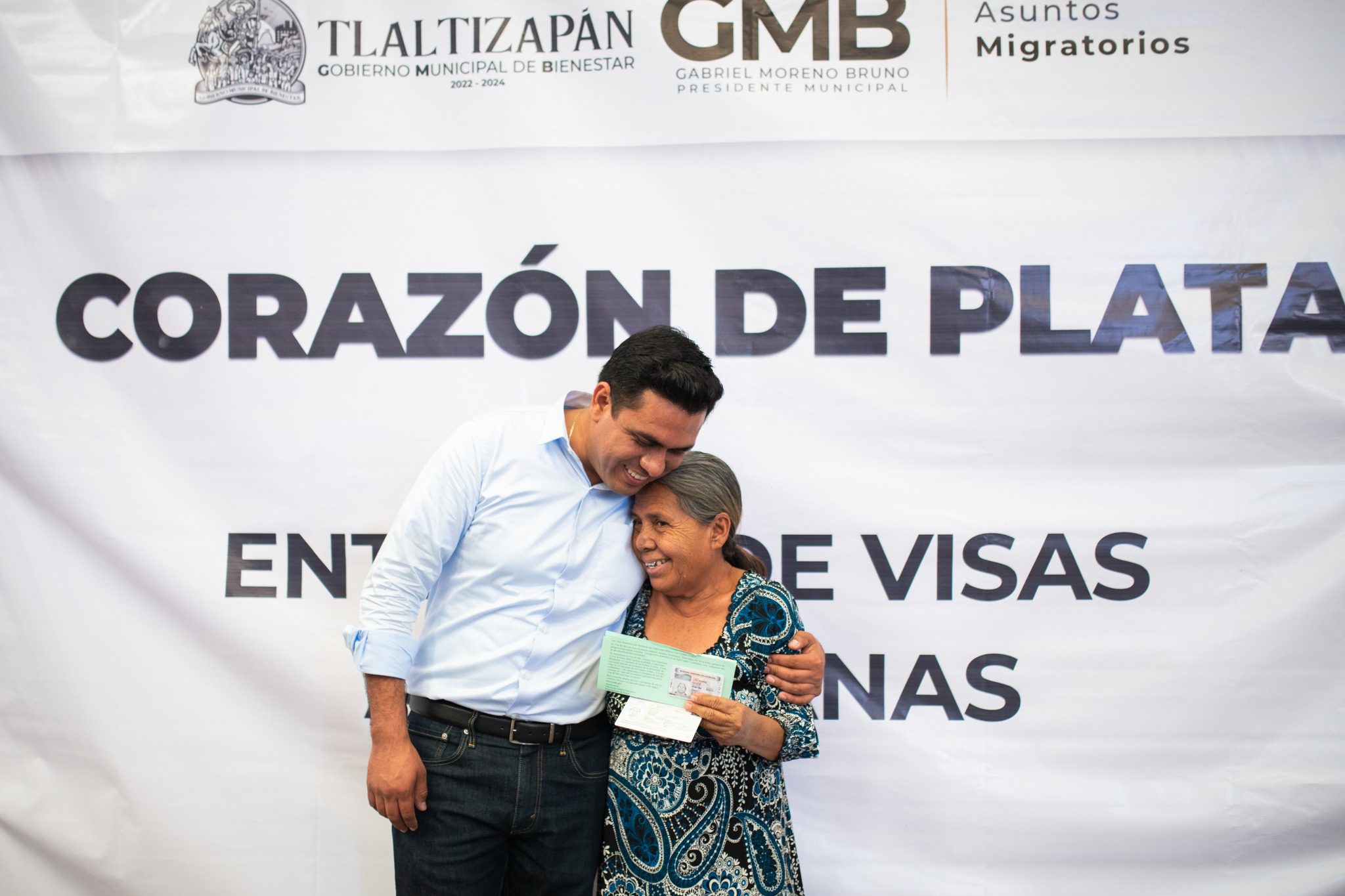 Entrega Tlaltizapán visas americanas a adultos mayores