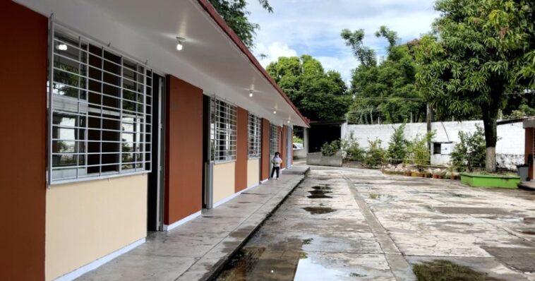 escuelas Morelos calor