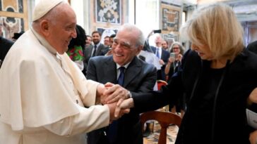 Planea Martin Scorsese película sobre Jesús tras ver al Papa