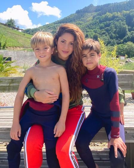 shakira, Milán y Sasha