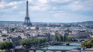 Detiene a dos hombres por presunto delito sexual contra turista mexicana en París