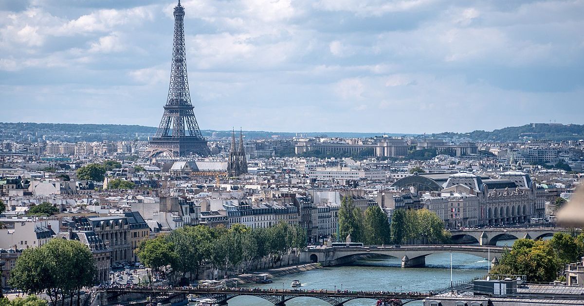 Detiene a dos hombres por presunto delito sexual contra turista mexicana en París