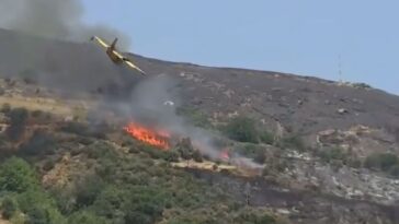 Se estrella avión que combatía fuego en Grecia