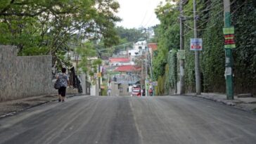 Alcalde de Cuernavaca supervisa obra en Calzada de los Reyes