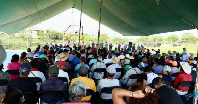 Ceagua y Alma Reyes informan acerca del proyecto de agua potable