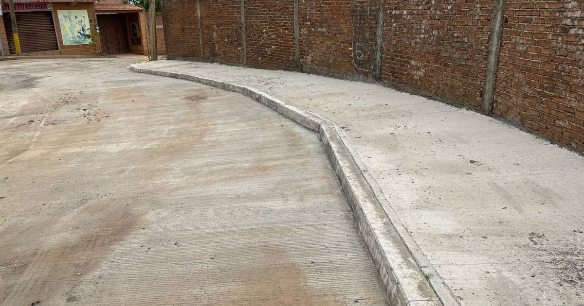 Concluyen trabajos de pavimentación en la calle Los Planetas en Cuernavaca