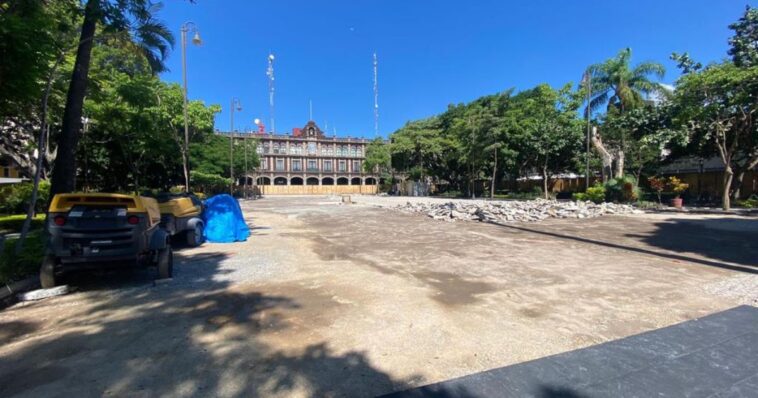 Continúan con los trabajos de rehabilitación de Plaza de Armas de Cuernavaca