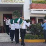 Alcalde de Cuernavaca encabeza ceremonia de izamiento y honores a la bandera