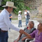 Alcalde de Cuernavaca entrega apoyos a productores de Aguacate