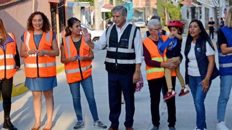 Alcalde de Cuernavaca entrega obra de rehabilitación en calle Narciso Mendoza