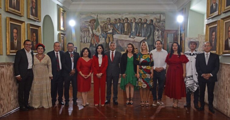 Alcalde de Cuernavaca y cuernavaquenses celebraron fiestas patrias en el Museo da la Ciudad