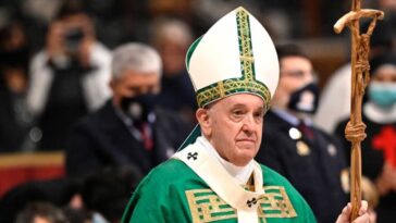 Papa Francisco naufragos