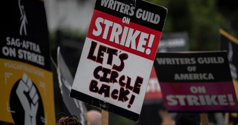 Guionistas de Hollywood llegan a acuerdo para finalizar huelga