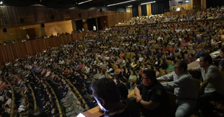 Inaugura Víctor Mercado Foro “Mujeres por la prevención de la violencia en Morelos”