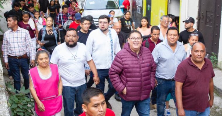 Víctor Mercado y vecinos de Patios de la Estación trabajaran juntos en la transformación del estado