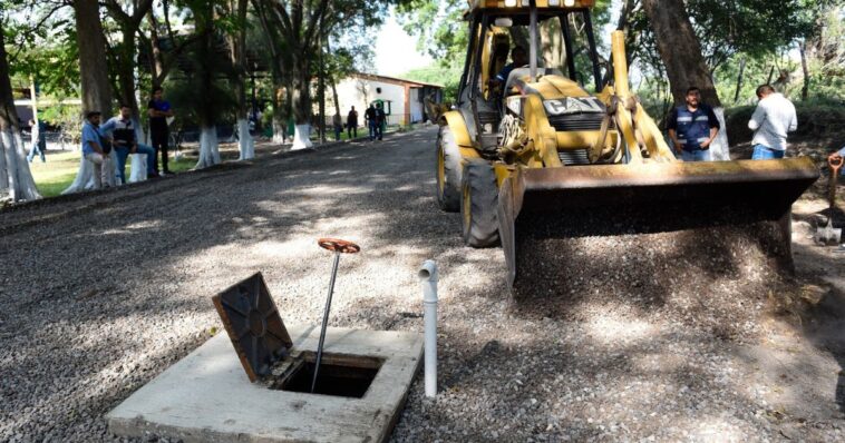 Gobernador de Morelos entrega obras hidráulicas en Jonacatepec