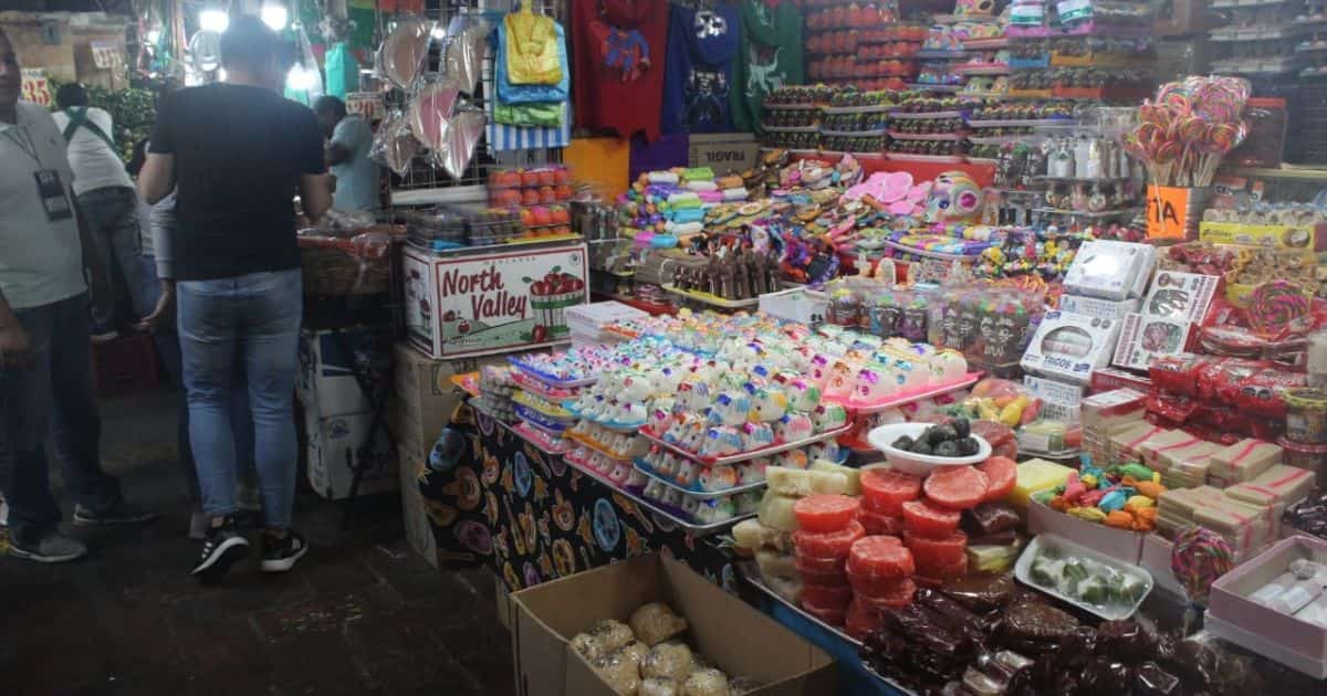 Feria Día de Muertos Adolfo López Mateos