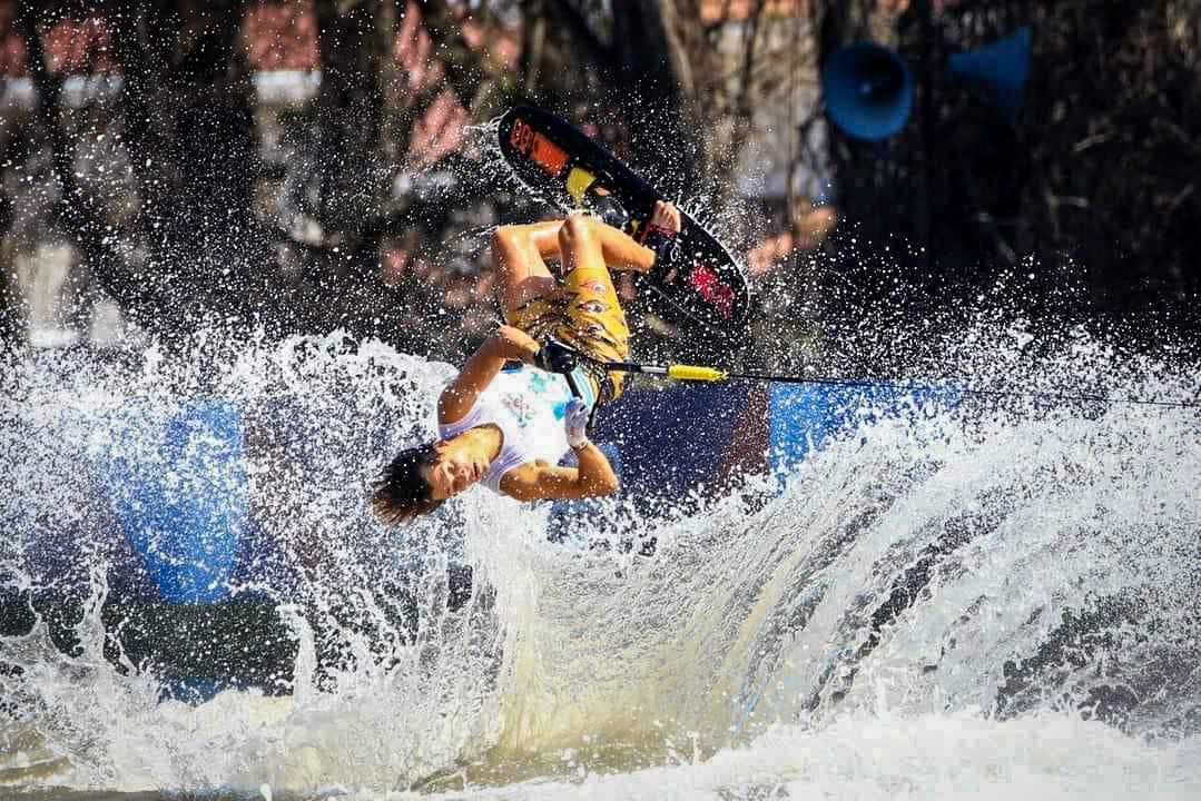 ¡Orgullo morelense! “Pato” gana oro en la disciplina de esquí acuático