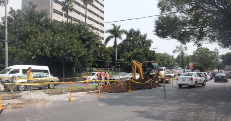 Obra frente a IMSS