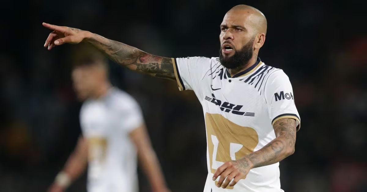 Fiscalía de España pide nueve años de prisión al exjugador Dani Alves
