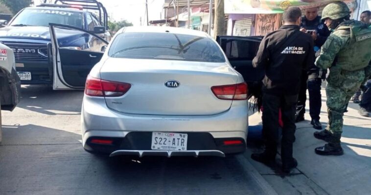 Mujer es detenida tras llevar restos humanos en la cajuela de su auto en Jalisco