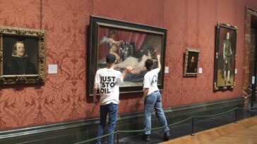 (VIDEO): Activistas atacan pintura del pintor Diego Velázquez