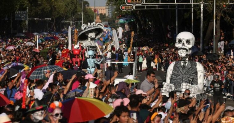 Robos en el Desfile de Día de Muertos CDMX 2023