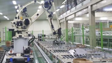 ROBOT MATA A HOMBE EN COREA