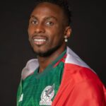 Selección Mexicana le da la bienvenida a Julián Quiñones