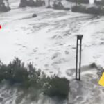 (VIDEO): Tormenta invernal en Mar Negro provoca olas gigantes