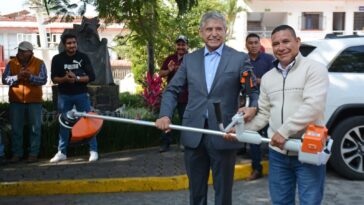 Entrega José Luis Urióstegui apoyos para proyectos productivos al campo