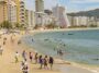 Esto significan los colores de las banderas en la playa