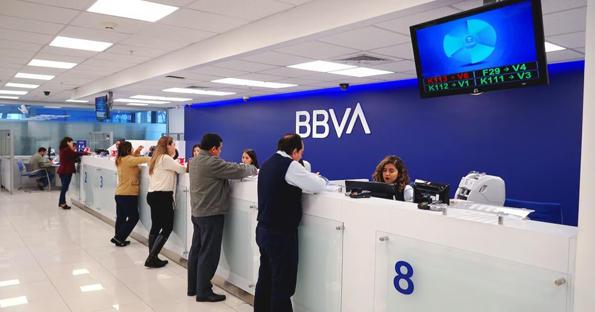 Si eres cliente de estos bancos, no podrás hacer estos trámites el 12 de diciembre