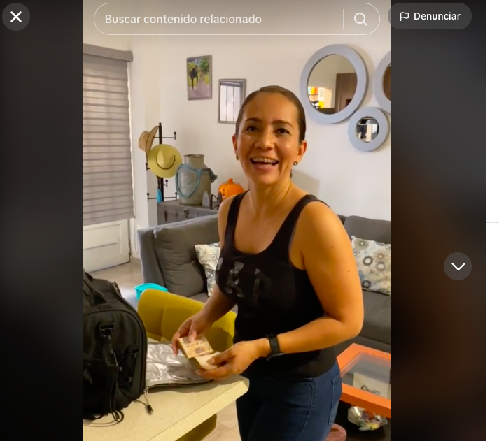 (VIDEO) Sorprende a su esposa con jugoso aguinaldo por ponerle lunch todos los días