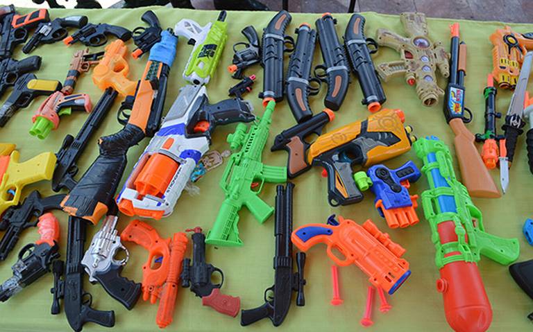 Se comprometen comerciantes de Cuernavaca a no vender juegos bélicos