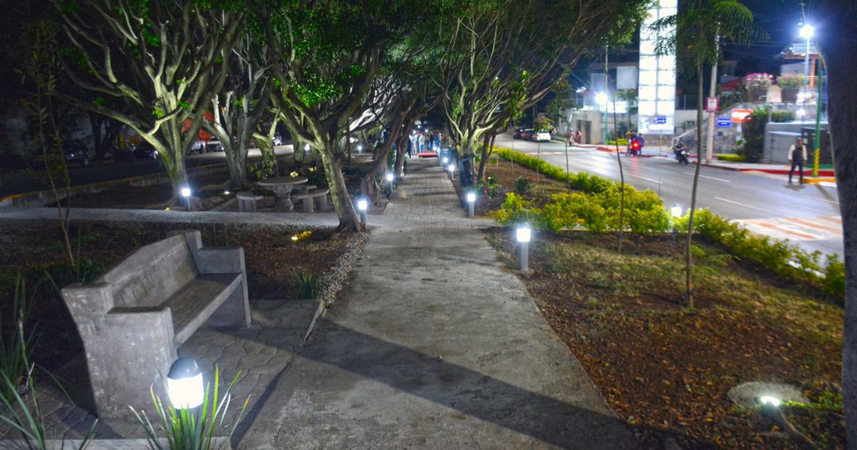 José Luis Urióstegui inaugura camellón de avenida Teopanzolco. Noticias en tiempo real