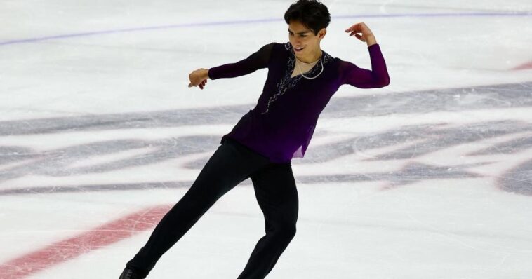 Donovan patinando en China