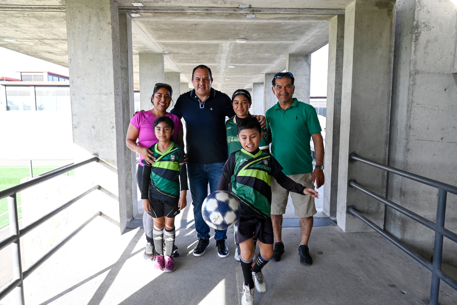 (VIDEO) Agradecen a Cuauhtémoc Blanco por rehabilitación de Unidad Deportiva “La Nopalera”. Noticias en tiempo real