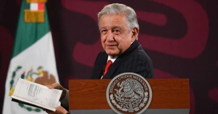 INE exige modificar siete mañaneras de AMLO