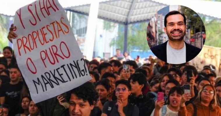 Alumnos de la UAM “corren” al candidato Jorge Máynez